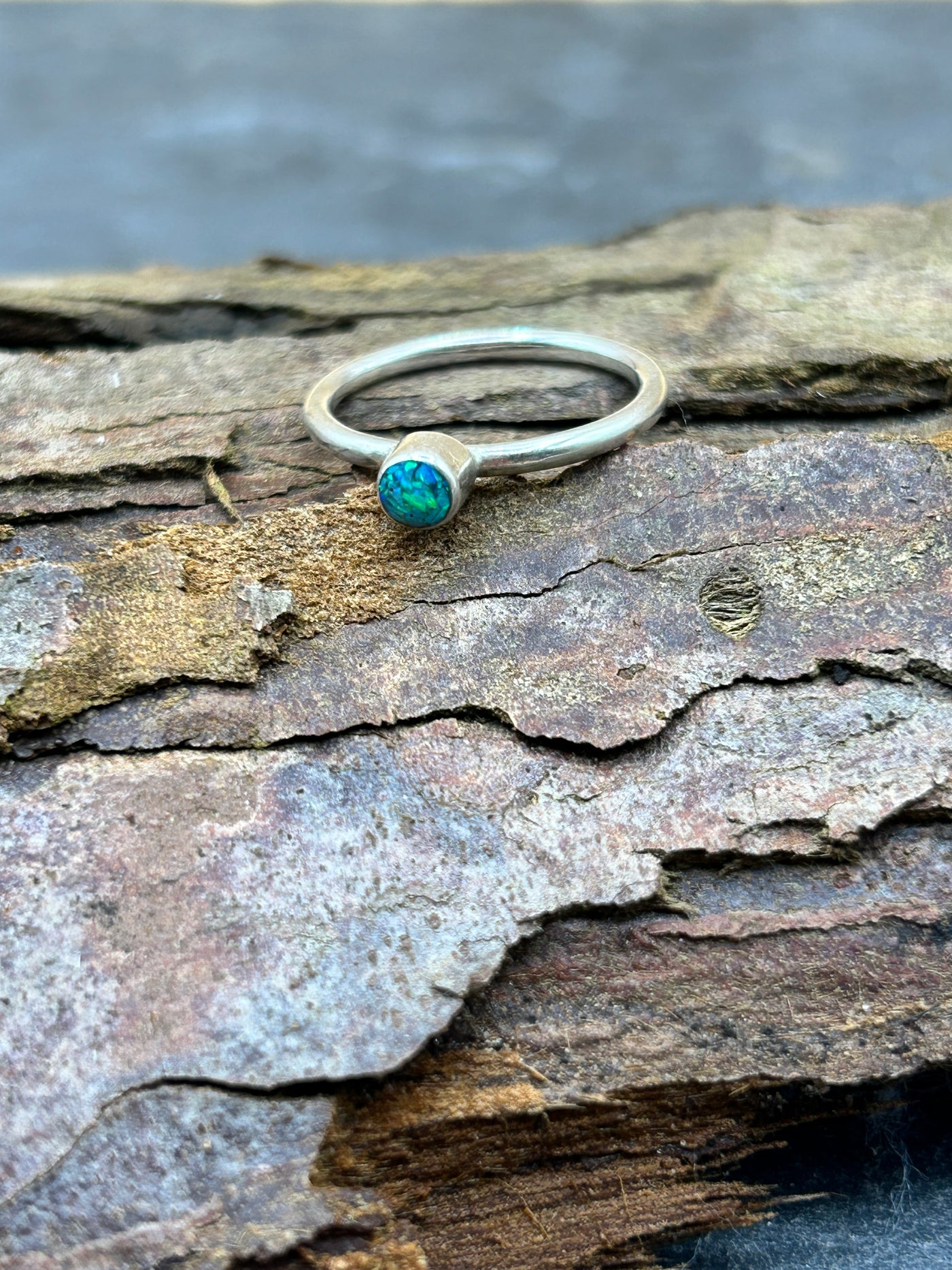Delicate stacking ring with Opal Inlay