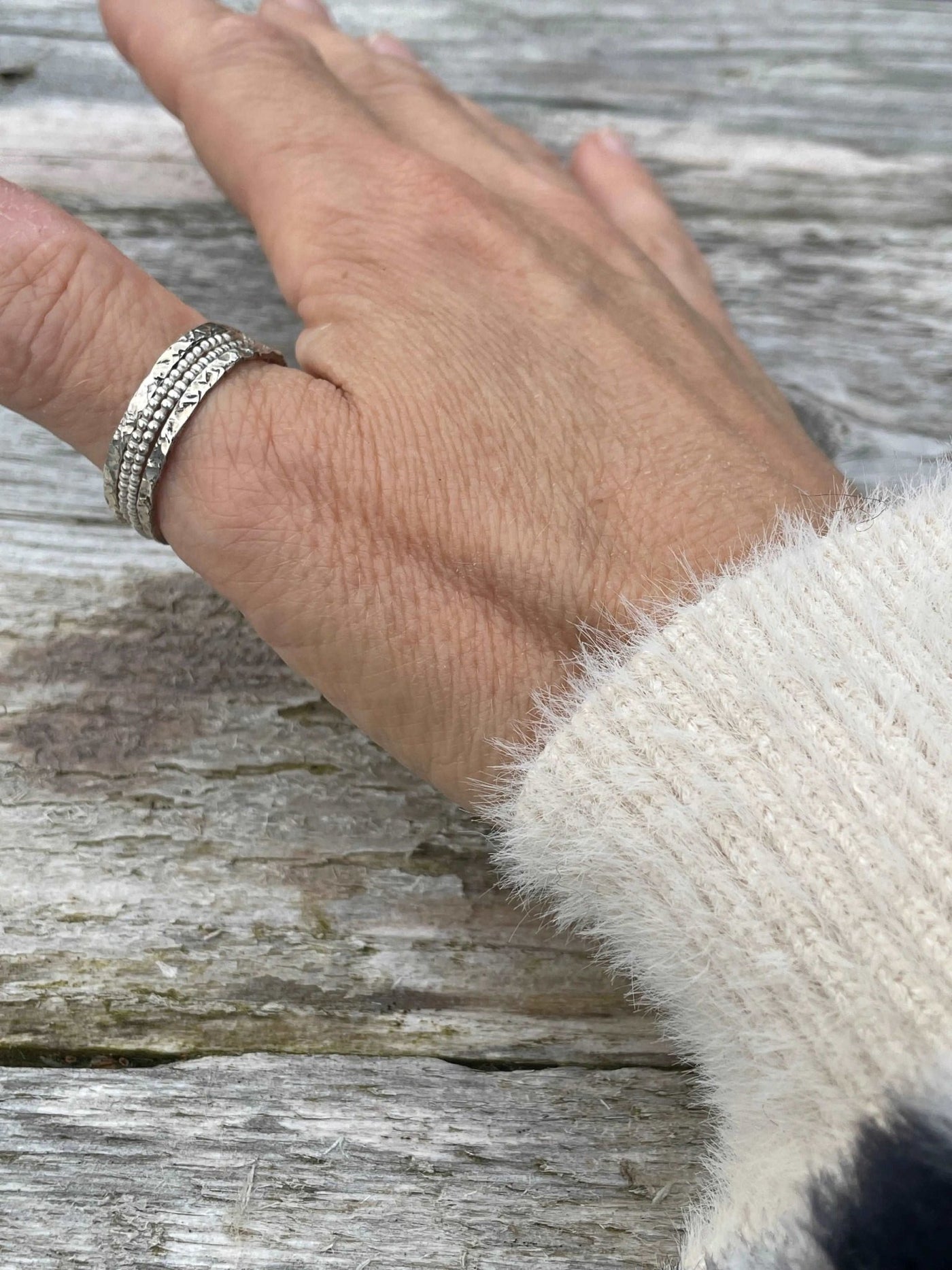 Beaded stacking ring LaVidaLoca