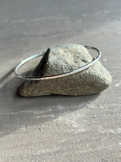 Classic Hammered Bangle - 2mm - LaVidaLoca Jewellery