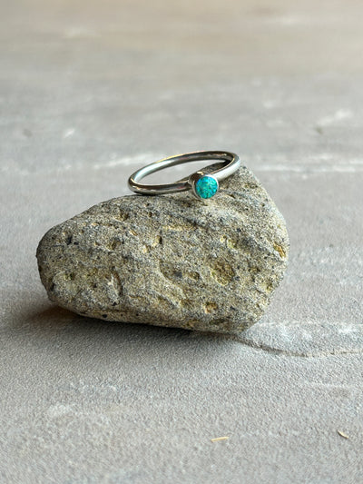 Delicate stacking ring with Opal Inlay