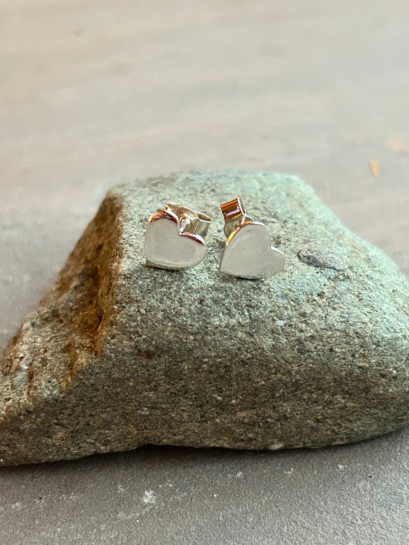 Heart stud earrings - LaVidaLoca Jewellery