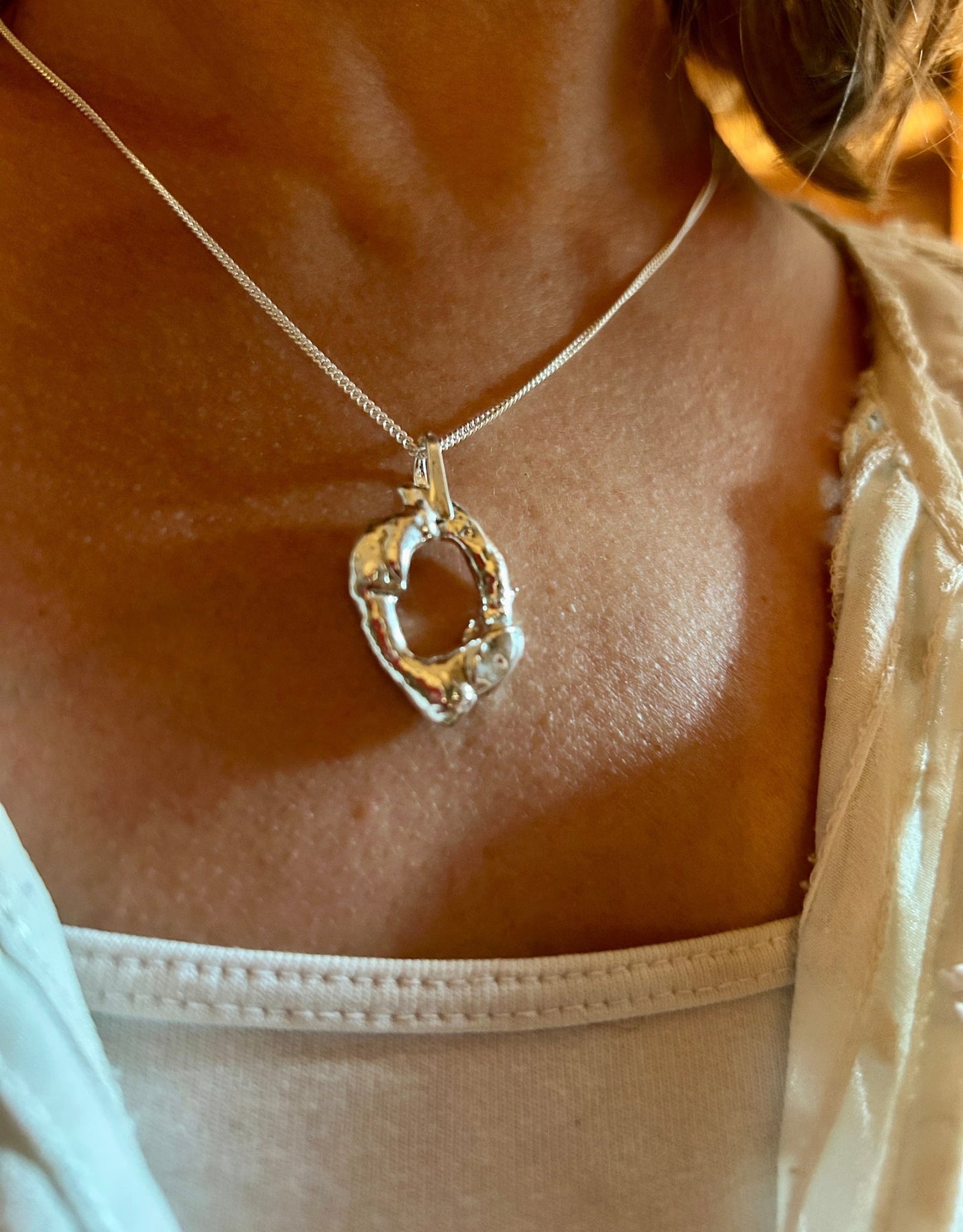 Holding Hands - LaVidaLoca Jewellery