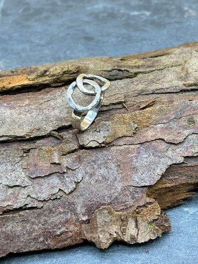 Linked Ring - LaVidaLoca Jewellery