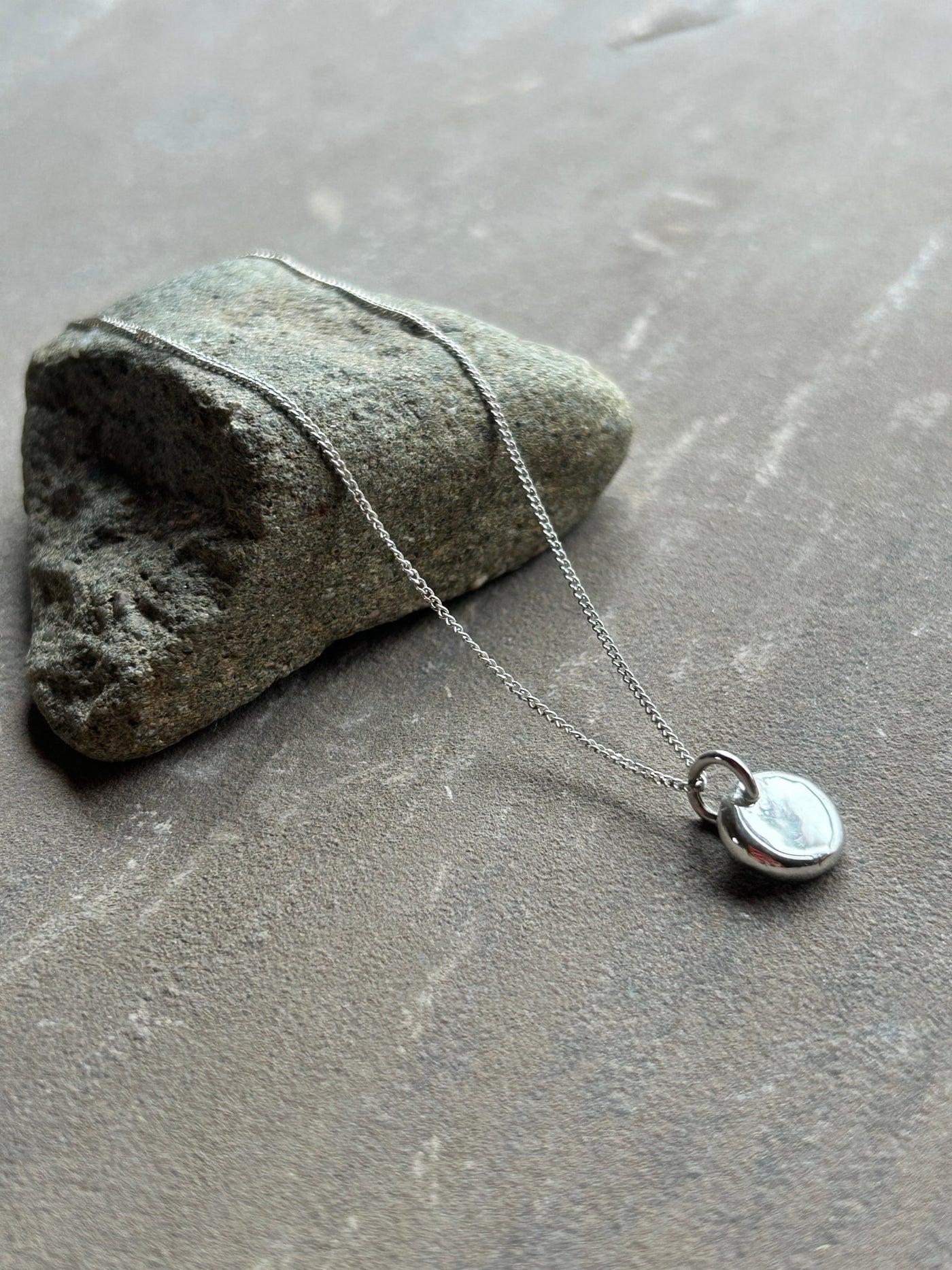 Pebble Pendant - LaVidaLoca Jewellery