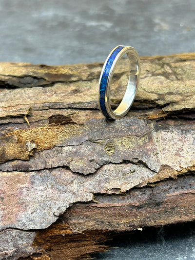 Silver Inlay band ring with cobalt blue inlay 4mm wide band by LaVidaLoca Jewellery